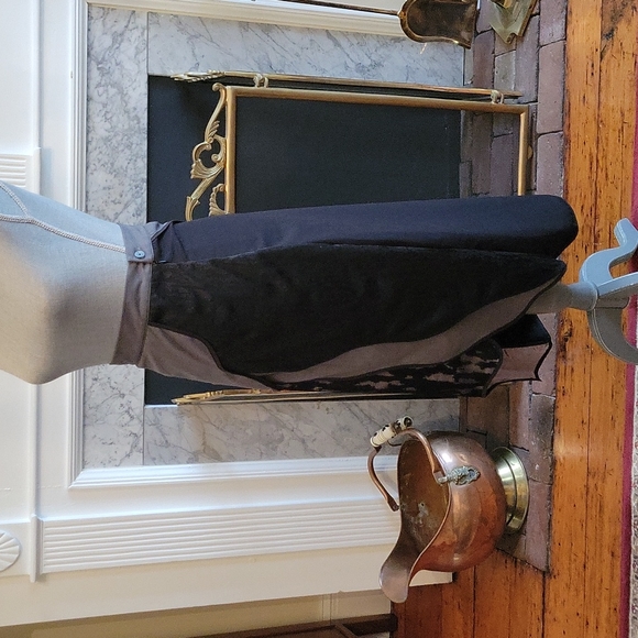 Anno Mundi Skirt - Picture 7 of 11